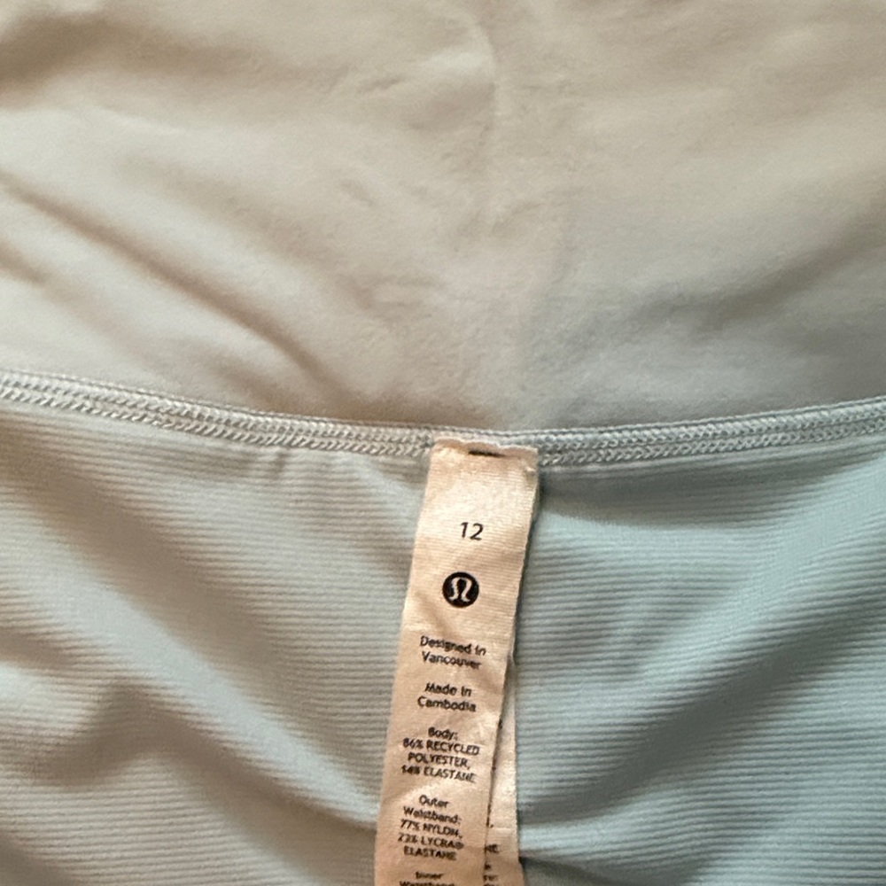 lululemon athletica Women's Athletic Shorts in Light Gray - Picture 2 of 7